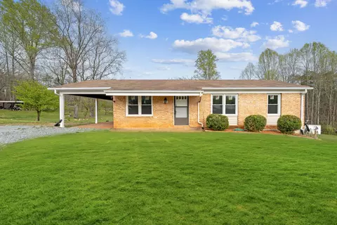 97 Surry Ct, Martinsville, VA 24112