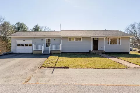 905 Baldwin St, Radford, VA 24141