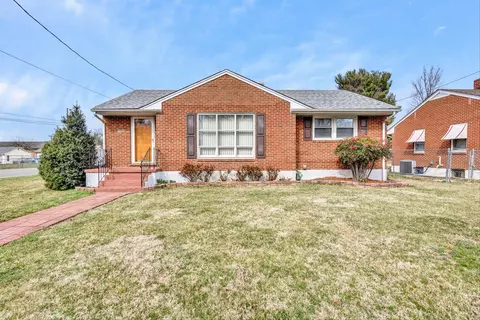 2602 Durham St NW, Roanoke, VA 24012