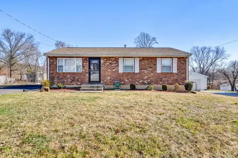 2721 Fernlawn Rd, Salem, VA 24153
