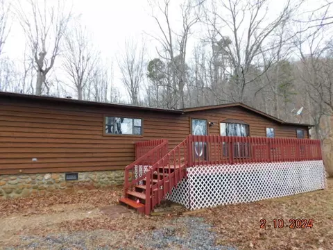 2193 Nemmo Rd, Vinton, VA 24179