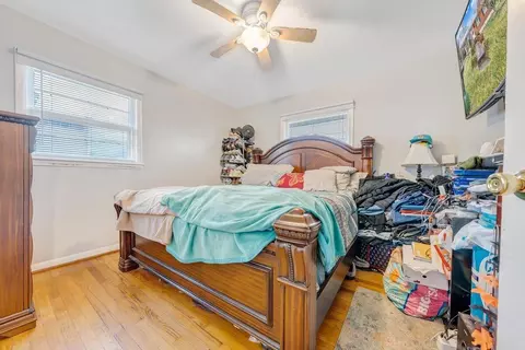 Bedroom - 328 E Riverside Dr, Salem, VA 24153 photo 2 of 3