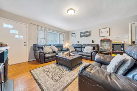 Living - 328 E Riverside Dr, Salem, VA 24153 photo 2 of 3