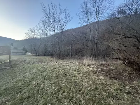 409 Olean Rd, Ripplemead, VA 24150 photo 3