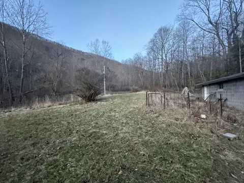409 Olean Rd, Ripplemead, VA 24150 photo 2