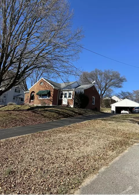 1112 Jeanette Ave, Vinton, VA 24179