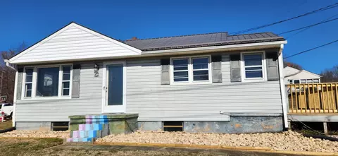 1803 S Main St, Rocky Mount, VA 24151