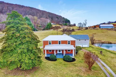 5983 Mountain Pass Rd, Troutville, VA 24175