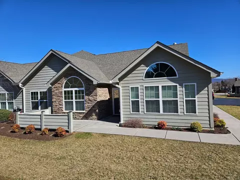 5428 Orchard Villas Cir, Roanoke, VA 24019