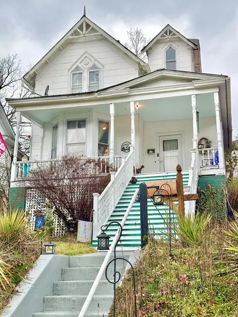 104 Alleghany St, Clifton Forge, VA 24422