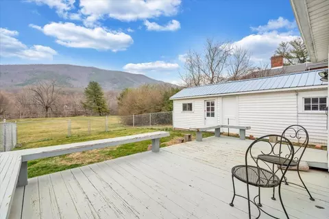 323 Lowe St, Buchanan, VA 24066 photo 15