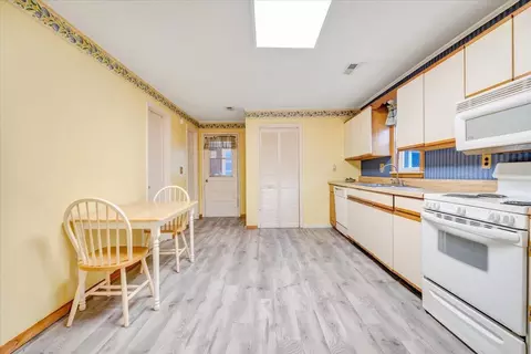 323 Lowe St, Buchanan, VA 24066 photo 6