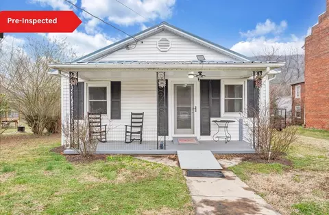 323 Lowe St, Buchanan, VA 24066 photo 25