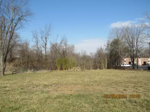 796 Triangle St, Blacksburg, VA 24060 photo 3