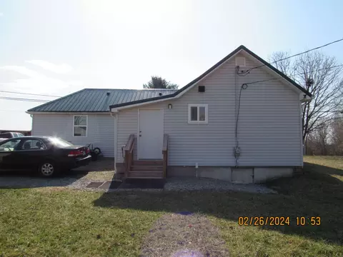 796 Triangle St, Blacksburg, VA 24060 photo 2