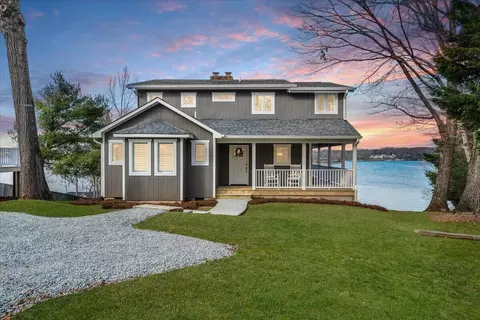 100 Blackwater Shores Rd, Union Hall, VA 24176