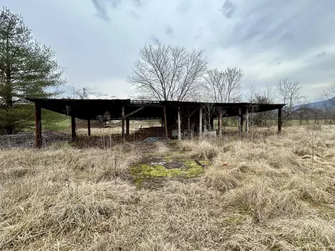 144 Willey Rd, Eagle Rock, VA 24085 photo 2