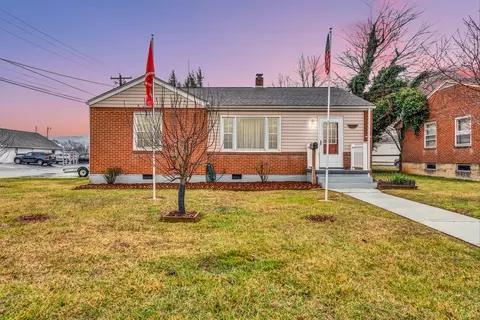 2738 Colonial Ave SW, Roanoke, VA 24015
