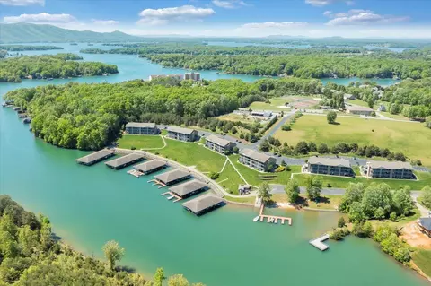 1175 Mariners Way #51, Huddleston, VA 24104