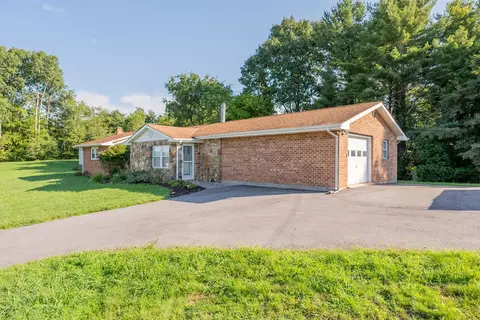 2047 White Rock Rd NW, Floyd, VA 24091