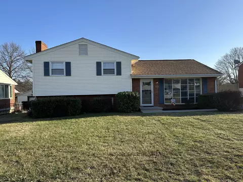 625 Santee Rd, Roanoke, VA 24019