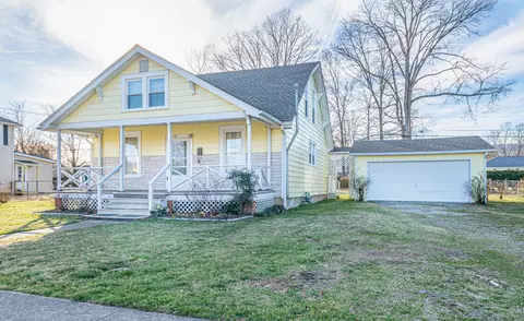 1129 Hamilton Ave, Clifton Forge, VA 24422