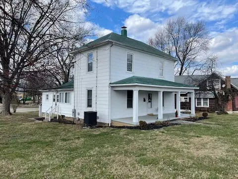 929 S College Ave, Salem, VA 24153