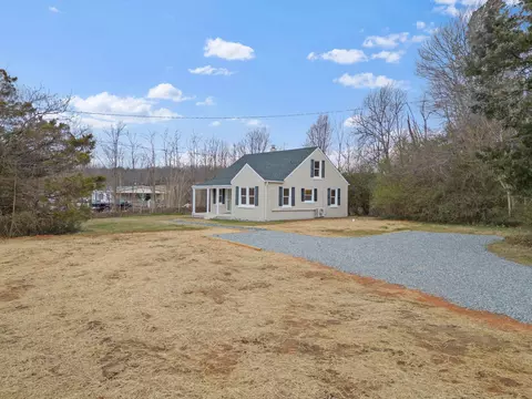Exterior - 6038 Franklin St, Ferrum, VA 24088 photo 4 of 7
