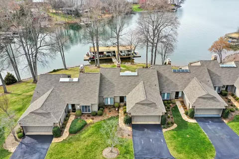 104 Gangplank Cir, Moneta, VA 24121