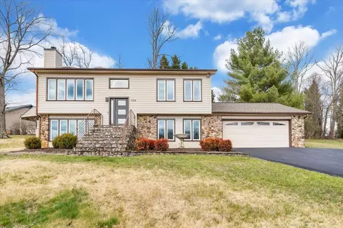 359 Hillandale Dr, Troutville, VA 24175