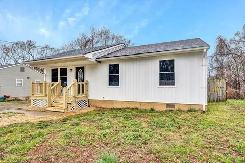 832 Kellogg Ave NW, Roanoke, VA 24012