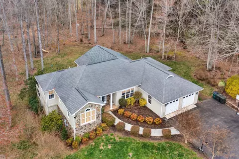 Exterior - 125 Windtree Ct, Moneta, VA 24121 photo 2 of 12
