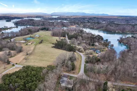View/Area - 125 Windtree Ct, Moneta, VA 24121 photo 10 of 15