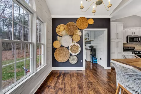 Dining - 125 Windtree Ct, Moneta, VA 24121 photo 8 of 8