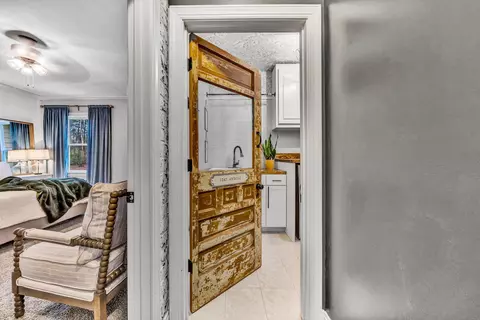 Entry Way - 125 Windtree Ct, Moneta, VA 24121 photo 3 of 4