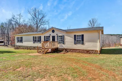 1267 Trough Run Rd, Moneta, VA 24121