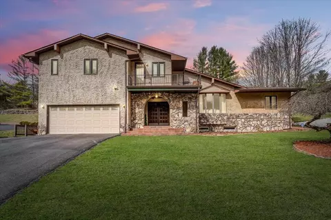 280 Terry Dr, Richlands, VA 24641