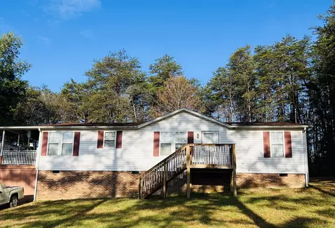 3401 Kemp Ford Rd, Union Hall, VA 24176
