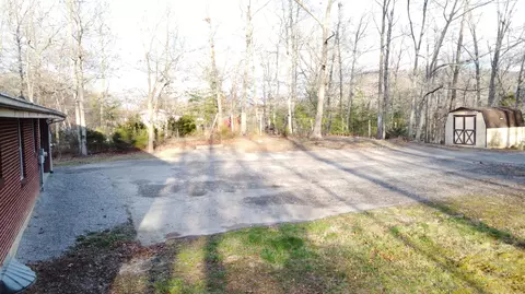 Exterior - 3909 N Fork Rd, Elliston, VA 24087 photo 5 of 8