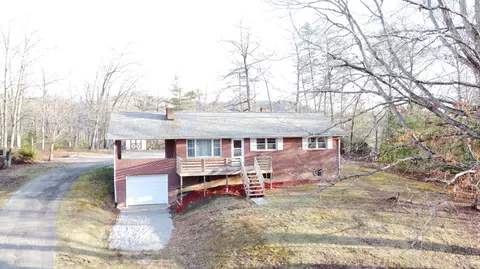 Exterior - 3909 N Fork Rd, Elliston, VA 24087 photo 4 of 8