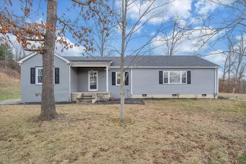 20583 Botetourt Rd, Eagle Rock, VA 24085