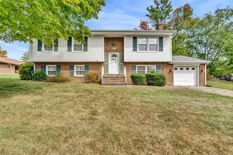 5517 Wipledale Ave, Roanoke, VA 24019