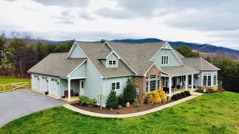 64 Hickory Ridge Ct, Blue Ridge, VA 24064