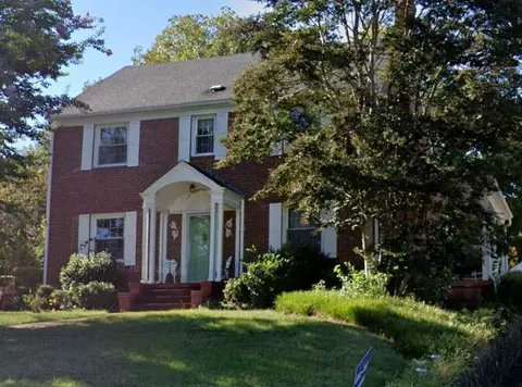 2716 Oakland Blvd NW, Roanoke, VA 24012