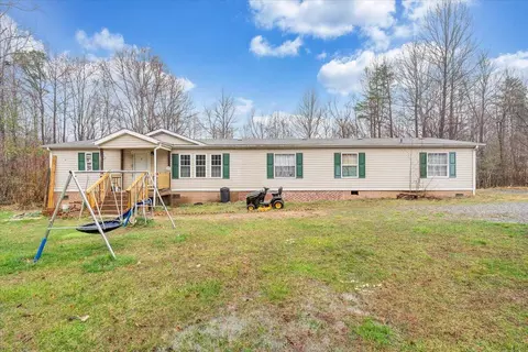 646 Canton Church Rd, Rocky Mount, VA 24151