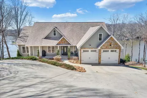 149 Shad Run Dr, Moneta, VA 24121