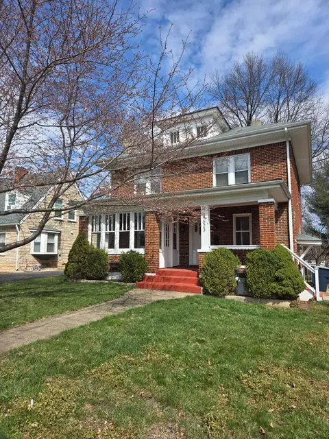 4623 Delray St NW, Roanoke, VA 24012