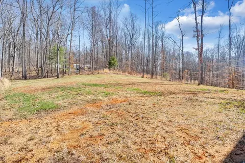 Exterior - 4063 Saunders Rd, Vinton, VA 24179 photo 4 of 4