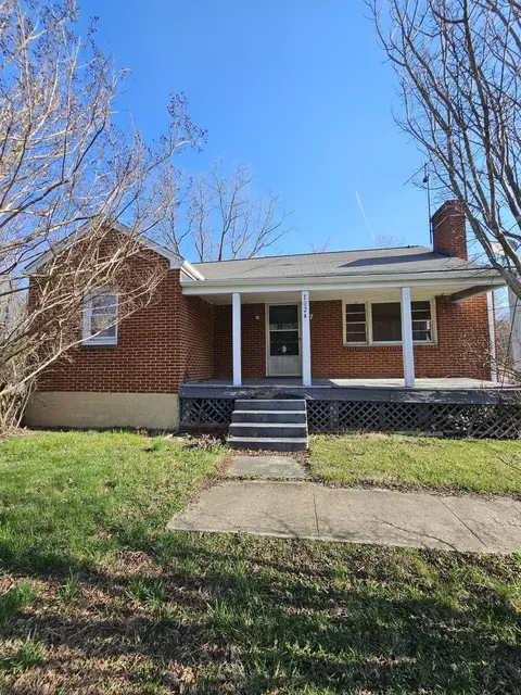 1024 Dove Cir, Montvale, VA 24122