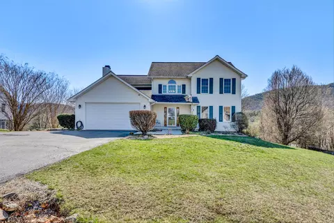 138 Pheasant Run, Cloverdale, VA 24077